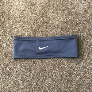 Nike thick headband